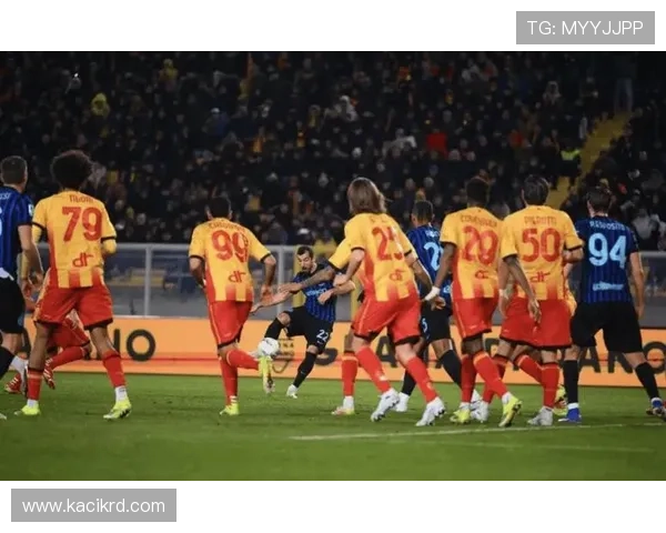 亚特兰大客场3-0胜莱切 拉斯帕多里破门